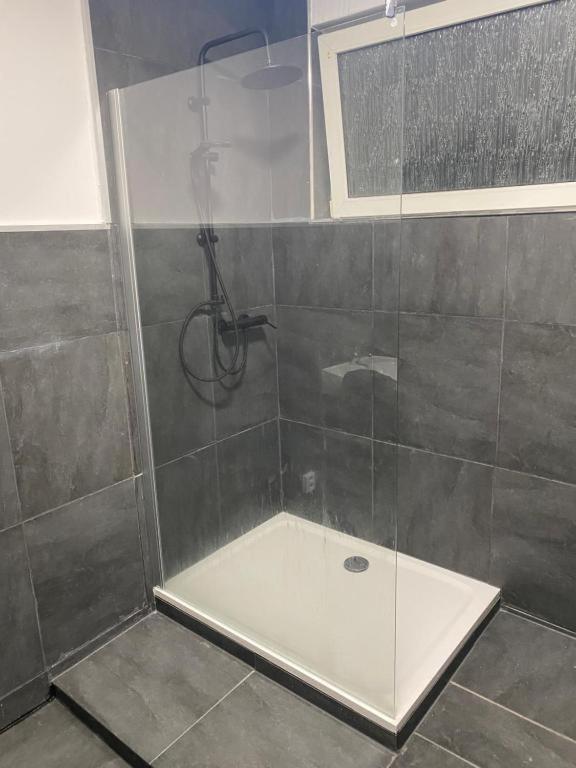 Pension Kluse I Alle Doppel Boxspringbetten Koennen Getrennt Und Als Einzelbett Aufgestellt Werden Ізерлон Екстер'єр фото